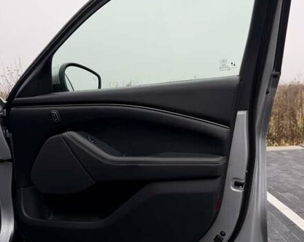 Сірий Форд Mustang Mach-E, об'ємом двигуна 0 л та пробігом 181 тис. км за 22600 $, фото 61 на Automoto.ua