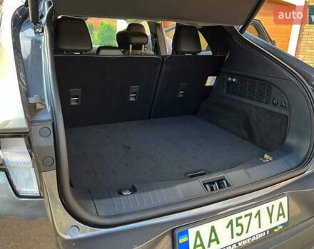 Серый Форд Mustang Mach-E, объемом двигателя 0 л и пробегом 45 тыс. км за 28500 $, фото 19 на Automoto.ua