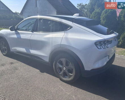 Серый Форд Mustang Mach-E, объемом двигателя 0 л и пробегом 81 тыс. км за 22200 $, фото 6 на Automoto.ua