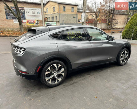 Серый Форд Mustang Mach-E, объемом двигателя 0 л и пробегом 86 тыс. км за 24000 $, фото 2 на Automoto.ua