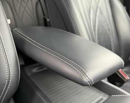 Сірий Форд Mustang Mach-E, об'ємом двигуна 0 л та пробігом 181 тис. км за 22600 $, фото 37 на Automoto.ua