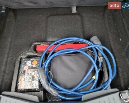 Серый Форд Mustang Mach-E, объемом двигателя 0 л и пробегом 175 тыс. км за 21900 $, фото 39 на Automoto.ua