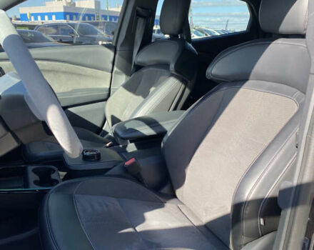 Серый Форд Mustang Mach-E, объемом двигателя 0 л и пробегом 35 тыс. км за 33900 $, фото 12 на Automoto.ua