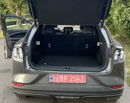 Сірий Форд Mustang Mach-E, об'ємом двигуна 0 л та пробігом 153 тис. км за 31004 $, фото 16 на Automoto.ua