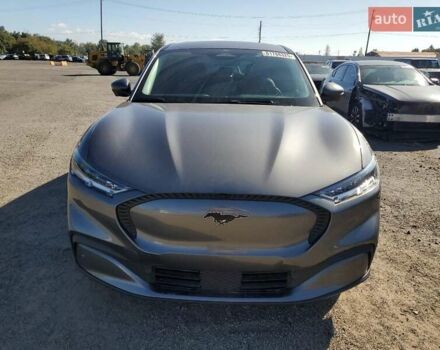 Серый Форд Mustang Mach-E, объемом двигателя 0 л и пробегом 42 тыс. км за 10000 $, фото 4 на Automoto.ua