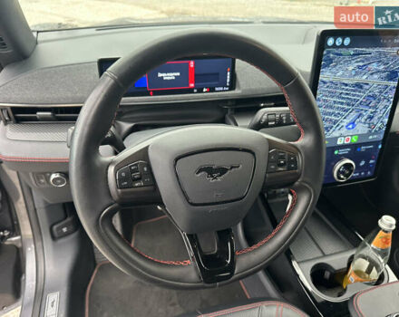 Сірий Форд Mustang Mach-E, об'ємом двигуна 0 л та пробігом 76 тис. км за 25500 $, фото 27 на Automoto.ua