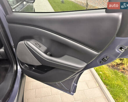 Сірий Форд Mustang Mach-E, об'ємом двигуна 0 л та пробігом 90 тис. км за 22500 $, фото 26 на Automoto.ua