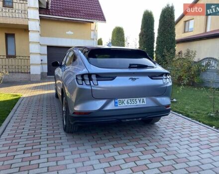 Серый Форд Mustang Mach-E, объемом двигателя 0 л и пробегом 44 тыс. км за 22700 $, фото 4 на Automoto.ua