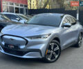 Серый Форд Mustang Mach-E, объемом двигателя 0 л и пробегом 52 тыс. км за 26200 $, фото 1 на Automoto.ua