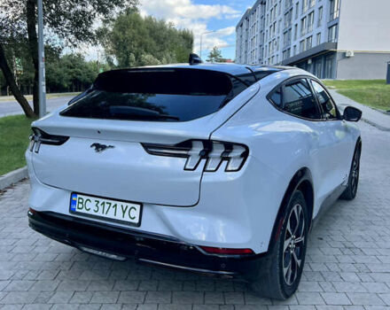 Серый Форд Mustang Mach-E, объемом двигателя 0 л и пробегом 38 тыс. км за 28000 $, фото 9 на Automoto.ua