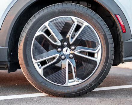 Серый Форд Mustang Mach-E, объемом двигателя 0 л и пробегом 42 тыс. км за 22602 $, фото 14 на Automoto.ua