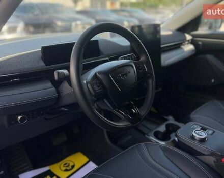 Сірий Форд Mustang Mach-E, об'ємом двигуна 0 л та пробігом 100 тис. км за 30000 $, фото 10 на Automoto.ua