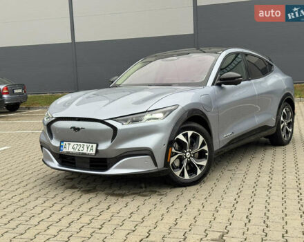 Серый Форд Mustang Mach-E, объемом двигателя 0 л и пробегом 55 тыс. км за 23500 $, фото 6 на Automoto.ua