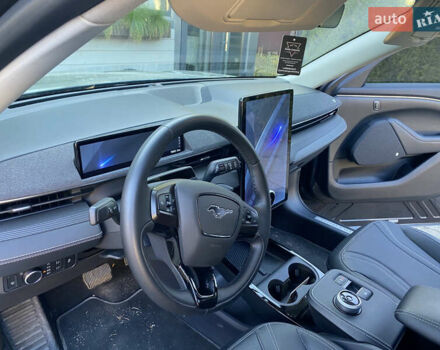 Сірий Форд Mustang Mach-E, об'ємом двигуна 0 л та пробігом 76 тис. км за 25700 $, фото 49 на Automoto.ua