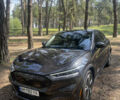 Серый Форд Mustang Mach-E, объемом двигателя 0 л и пробегом 41 тыс. км за 28500 $, фото 24 на Automoto.ua