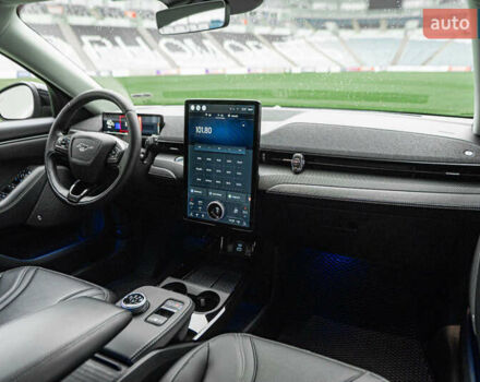 Серый Форд Mustang Mach-E, объемом двигателя 0 л и пробегом 23 тыс. км за 32900 $, фото 55 на Automoto.ua