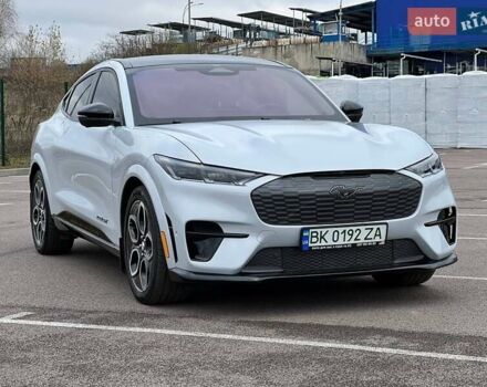 Сірий Форд Mustang Mach-E, об'ємом двигуна 0 л та пробігом 43 тис. км за 29999 $, фото 5 на Automoto.ua