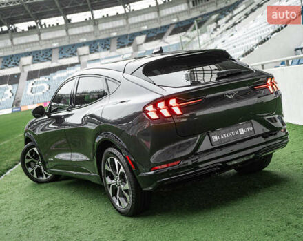 Серый Форд Mustang Mach-E, объемом двигателя 0 л и пробегом 23 тыс. км за 32900 $, фото 16 на Automoto.ua