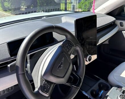 Серый Форд Mustang Mach-E, объемом двигателя 0 л и пробегом 76 тыс. км за 23500 $, фото 10 на Automoto.ua
