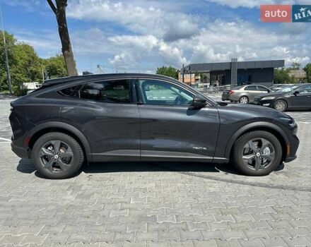 Сірий Форд Mustang Mach-E, об'ємом двигуна 0 л та пробігом 49 тис. км за 26500 $, фото 3 на Automoto.ua