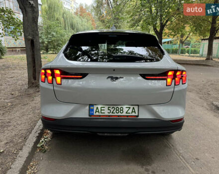 Серый Форд Mustang Mach-E, объемом двигателя 0 л и пробегом 85 тыс. км за 23400 $, фото 6 на Automoto.ua