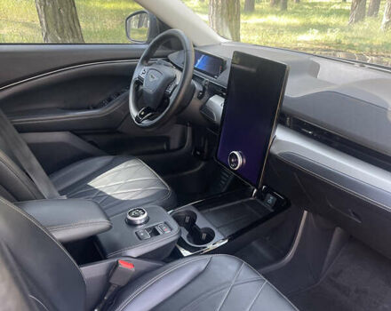 Сірий Форд Mustang Mach-E, об'ємом двигуна 0 л та пробігом 41 тис. км за 27500 $, фото 37 на Automoto.ua