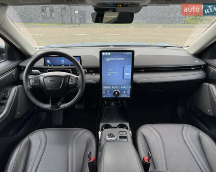 Серый Форд Mustang Mach-E, объемом двигателя 0 л и пробегом 55 тыс. км за 23500 $, фото 52 на Automoto.ua