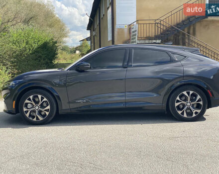 Сірий Форд Mustang Mach-E, об'ємом двигуна 0 л та пробігом 76 тис. км за 25700 $, фото 18 на Automoto.ua