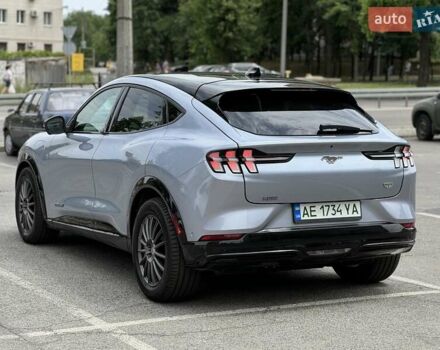 Серый Форд Mustang Mach-E, объемом двигателя 0 л и пробегом 29 тыс. км за 27200 $, фото 2 на Automoto.ua