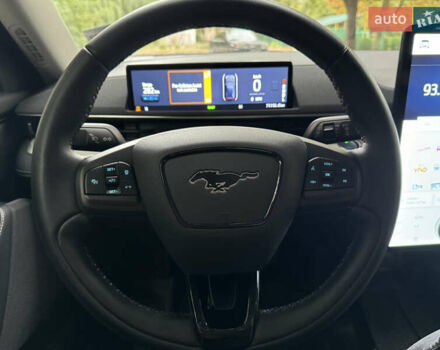 Серый Форд Mustang Mach-E, объемом двигателя 0 л и пробегом 85 тыс. км за 23400 $, фото 16 на Automoto.ua