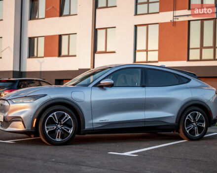 Серый Форд Mustang Mach-E, объемом двигателя 0 л и пробегом 42 тыс. км за 22602 $, фото 12 на Automoto.ua