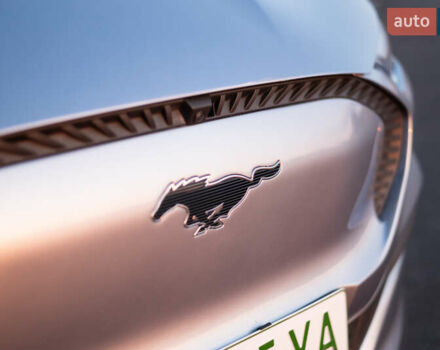 Серый Форд Mustang Mach-E, объемом двигателя 0 л и пробегом 42 тыс. км за 22602 $, фото 16 на Automoto.ua