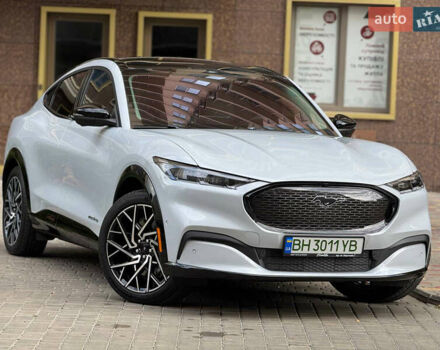 Форд Mustang Mach-E 2022 в Одессе на Automoto.ua Серый Форд Mustang Mach-E, объемом двигателя 0 л и пробегом 22 тыс. км за 29900 $, фото 3 на Automoto.ua