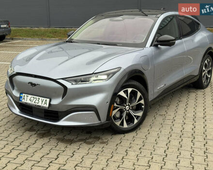 Серый Форд Mustang Mach-E, объемом двигателя 0 л и пробегом 55 тыс. км за 23500 $, фото 7 на Automoto.ua