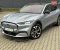 Серый Форд Mustang Mach-E, объемом двигателя 0 л и пробегом 55 тыс. км за 23500 $, фото 7 на Automoto.ua