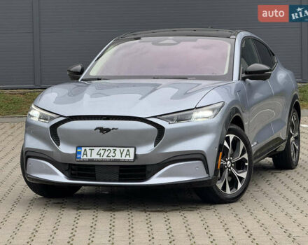 Серый Форд Mustang Mach-E, объемом двигателя 0 л и пробегом 55 тыс. км за 23500 $, фото 3 на Automoto.ua
