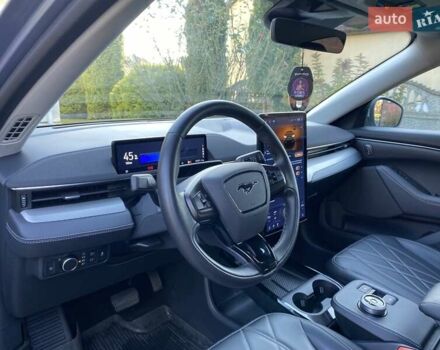 Серый Форд Mustang Mach-E, объемом двигателя 0 л и пробегом 44 тыс. км за 22700 $, фото 11 на Automoto.ua