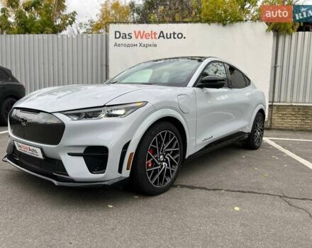 Серый Форд Mustang Mach-E, объемом двигателя 0 л и пробегом 14 тыс. км за 34500 $, фото 3 на Automoto.ua