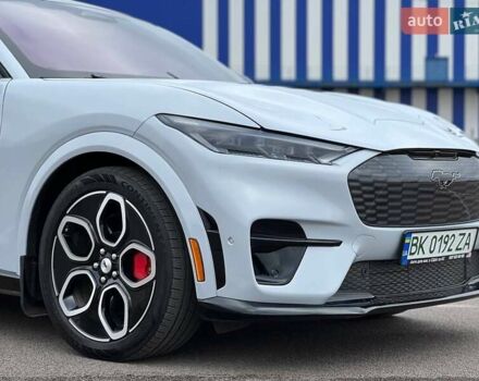 Сірий Форд Mustang Mach-E, об'ємом двигуна 0 л та пробігом 43 тис. км за 29999 $, фото 1 на Automoto.ua