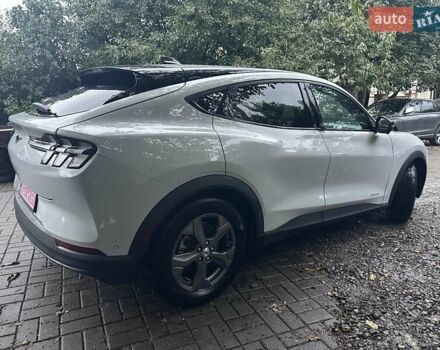 Сірий Форд Mustang Mach-E, об'ємом двигуна 0 л та пробігом 125 тис. км за 24000 $, фото 4 на Automoto.ua