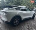 Сірий Форд Mustang Mach-E, об'ємом двигуна 0 л та пробігом 125 тис. км за 24000 $, фото 4 на Automoto.ua
