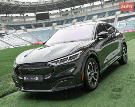 Серый Форд Mustang Mach-E, объемом двигателя 0 л и пробегом 23 тыс. км за 32900 $, фото 5 на Automoto.ua