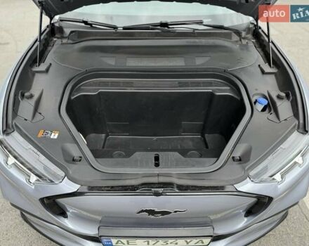 Серый Форд Mustang Mach-E, объемом двигателя 0 л и пробегом 29 тыс. км за 27200 $, фото 57 на Automoto.ua