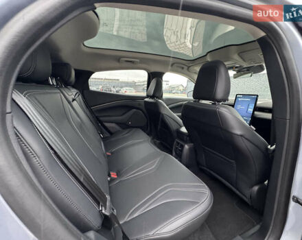 Серый Форд Mustang Mach-E, объемом двигателя 0 л и пробегом 55 тыс. км за 23500 $, фото 57 на Automoto.ua