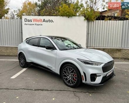 Серый Форд Mustang Mach-E, объемом двигателя 0 л и пробегом 14 тыс. км за 34500 $, фото 5 на Automoto.ua