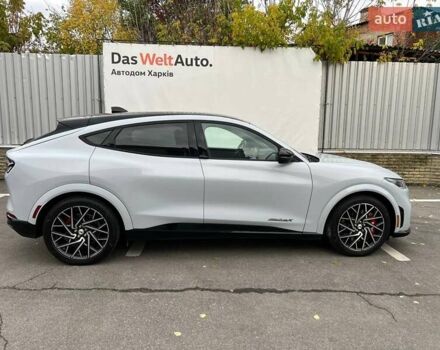 Серый Форд Mustang Mach-E, объемом двигателя 0 л и пробегом 14 тыс. км за 34500 $, фото 7 на Automoto.ua