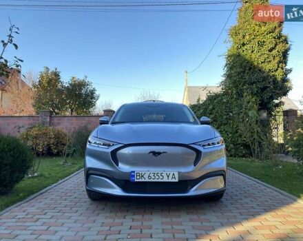 Серый Форд Mustang Mach-E, объемом двигателя 0 л и пробегом 44 тыс. км за 22700 $, фото 2 на Automoto.ua