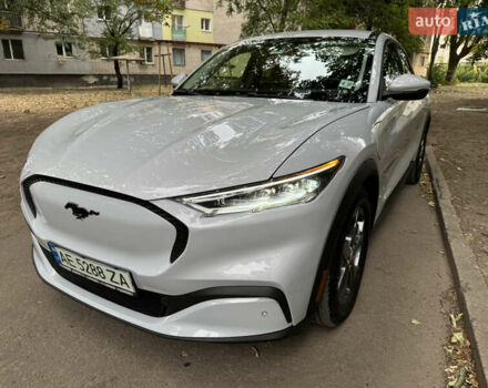 Серый Форд Mustang Mach-E, объемом двигателя 0 л и пробегом 85 тыс. км за 23400 $, фото 2 на Automoto.ua