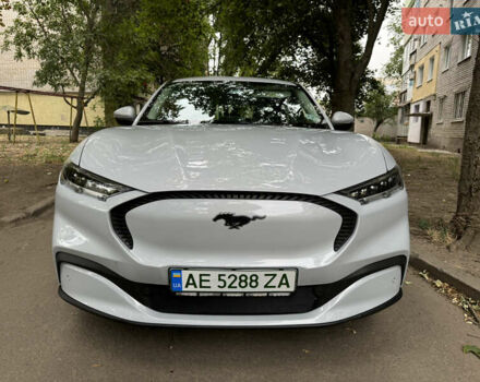 Серый Форд Mustang Mach-E, объемом двигателя 0 л и пробегом 85 тыс. км за 23400 $, фото 3 на Automoto.ua