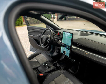 Сірий Форд Mustang Mach-E, об'ємом двигуна 0 л та пробігом 31 тис. км за 32900 $, фото 41 на Automoto.ua